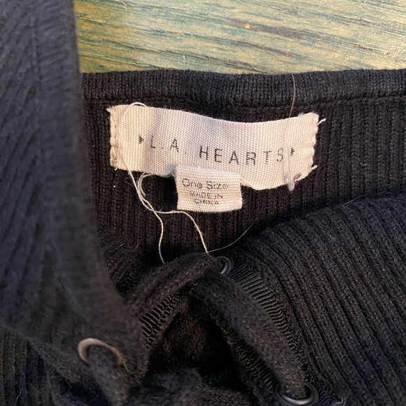 L.A. Hearts Black lace up crop top size S - Picture 2 of 2